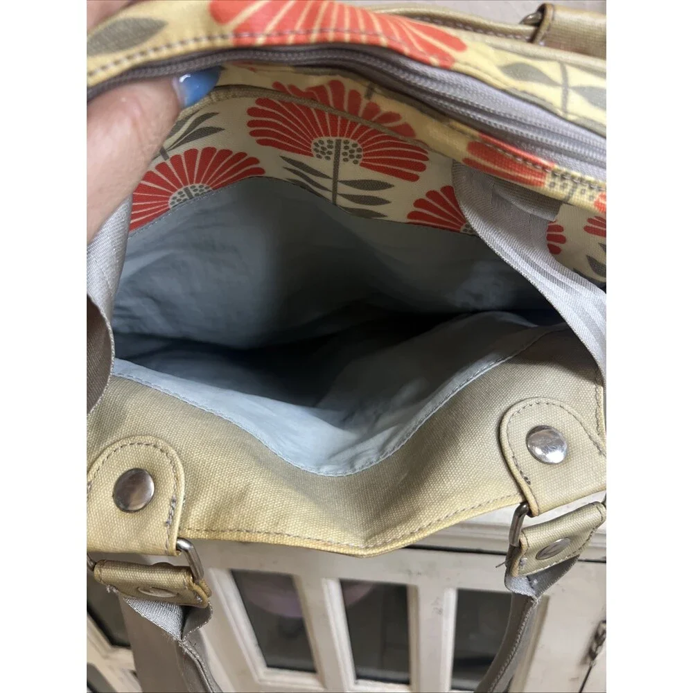 Petunia Pickle Bottom - Baby Diaper Bag Sashay Satchel Spacious Spring Summer